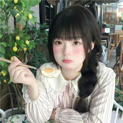 芙烈达·卡萝的自画像